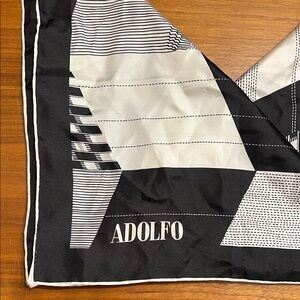 Adolfo Monochrome Geometric Scarf